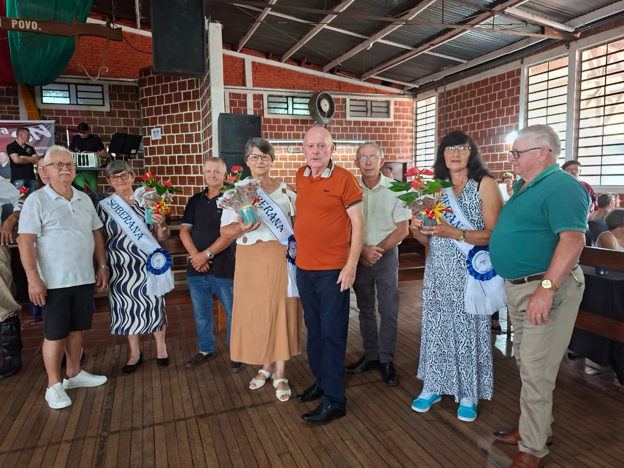 ENTREGA DE FAIXAS DAS SOBERANAS