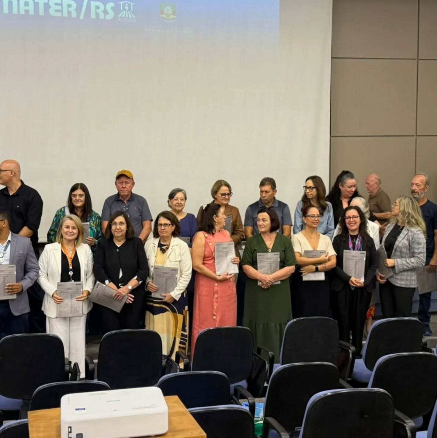 FECTIRGS participa da posse dos conselheiros da sociedade civil do CEI para o biênio 2026/2028